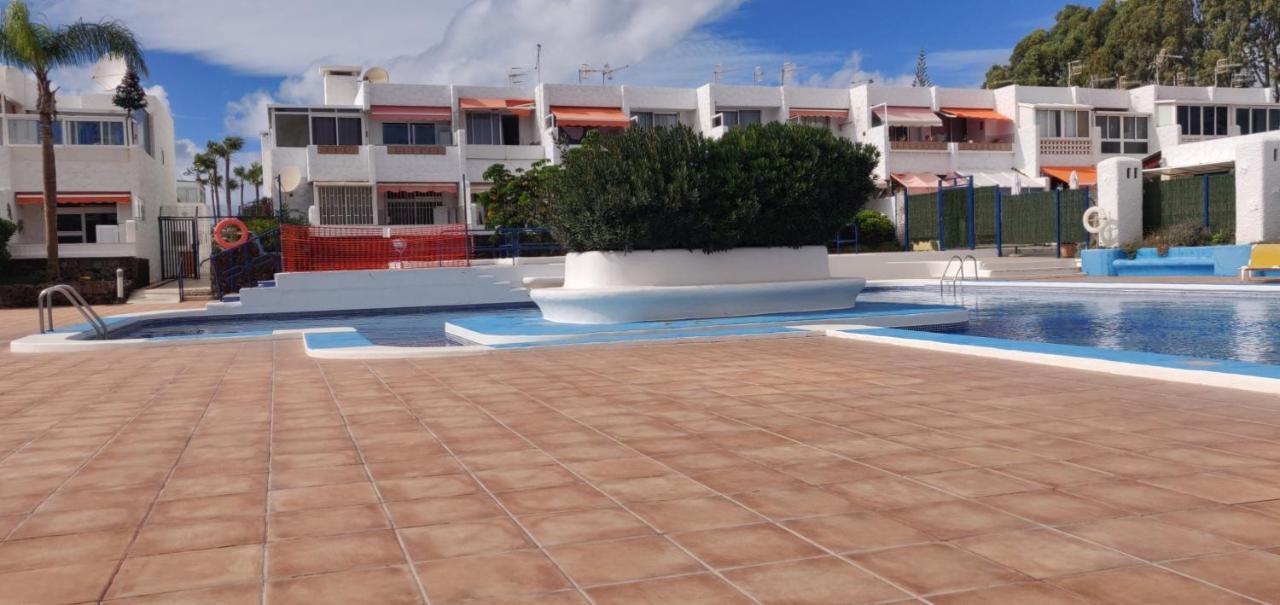 Annina - Chaparral Tenerife Costa del Silencio Exterior foto